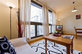 Ausias Marc Apartment برشلونة المظهر الخارجي الصورة